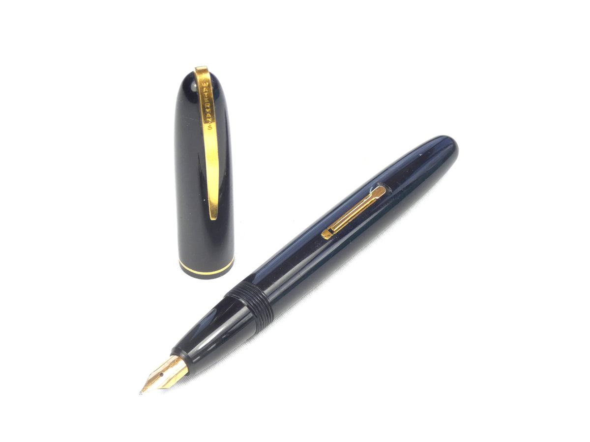 Waterman's 4825V 'New Look'. 18 Ct. Gold nib. c.1946