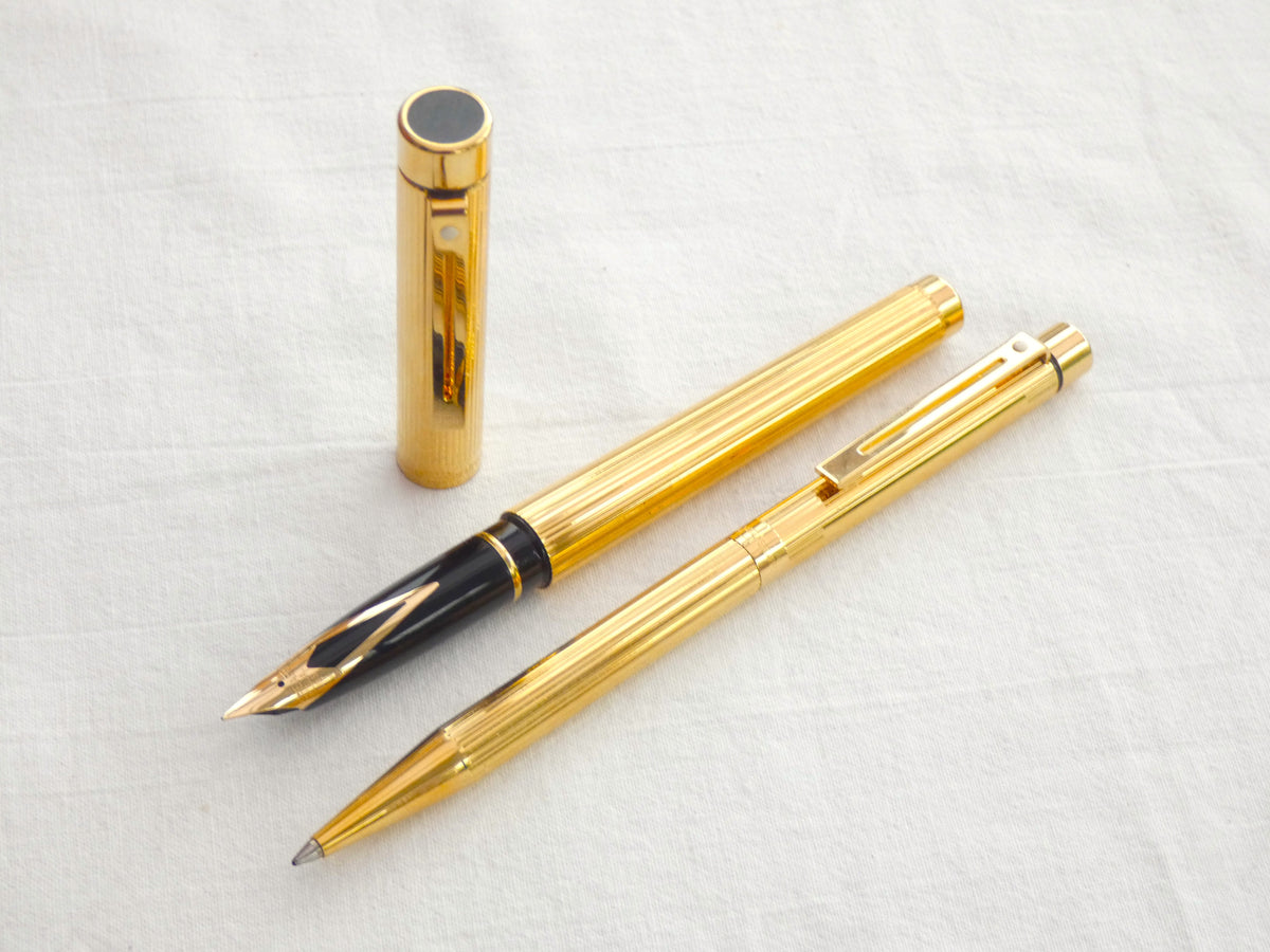 Sheaffer Targa 1005 Boxed Set. 23Ct. Gold Plated. Immaculate