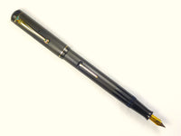 The De La Rue Pen 541. in hard rubber. c.1932.