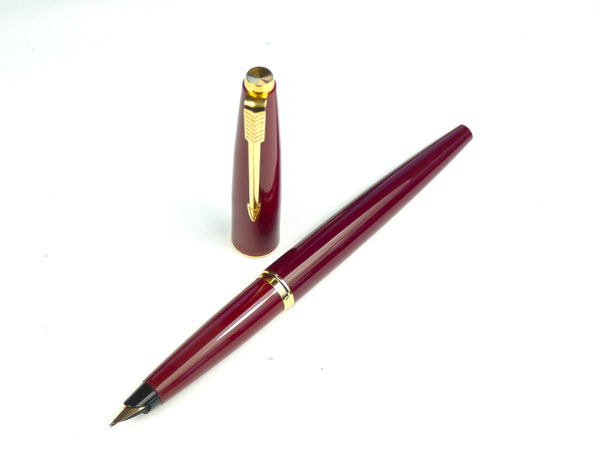 Parker 45 De Luxe GT in Red