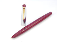 Parker 17 De Luxe in Red