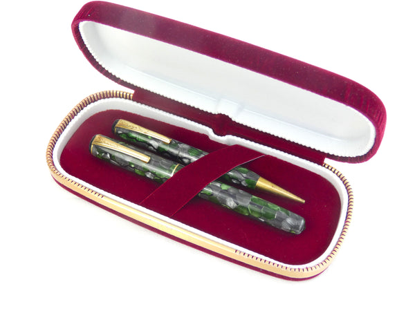 Burnham Fountain Pen/Pencil Set in Marbled Green