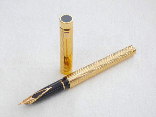 Sheaafer Targa 1011 Diamond Square Fountain Pen