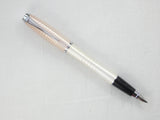 Parker Urban Premium Set in Chiselled Pearl