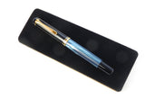 Pelikan 200 Old Style in Blue Marble.