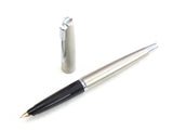 Parker 45 Flighter. 14Ct. Gold Nib