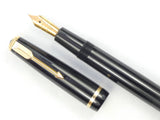 Parker Senior Duofold in Black. Needle Point Nib.