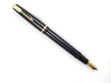 Parker Senior Duofold in Black. Needle Point Nib.
