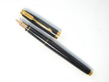 Parker 75 Laque Black. 18Ct. Gold Nib