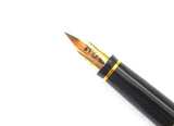 Parker 75 Laque Black. 18Ct. Gold Nib