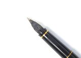 Parker 75 Laque Black. 18Ct. Gold Nib